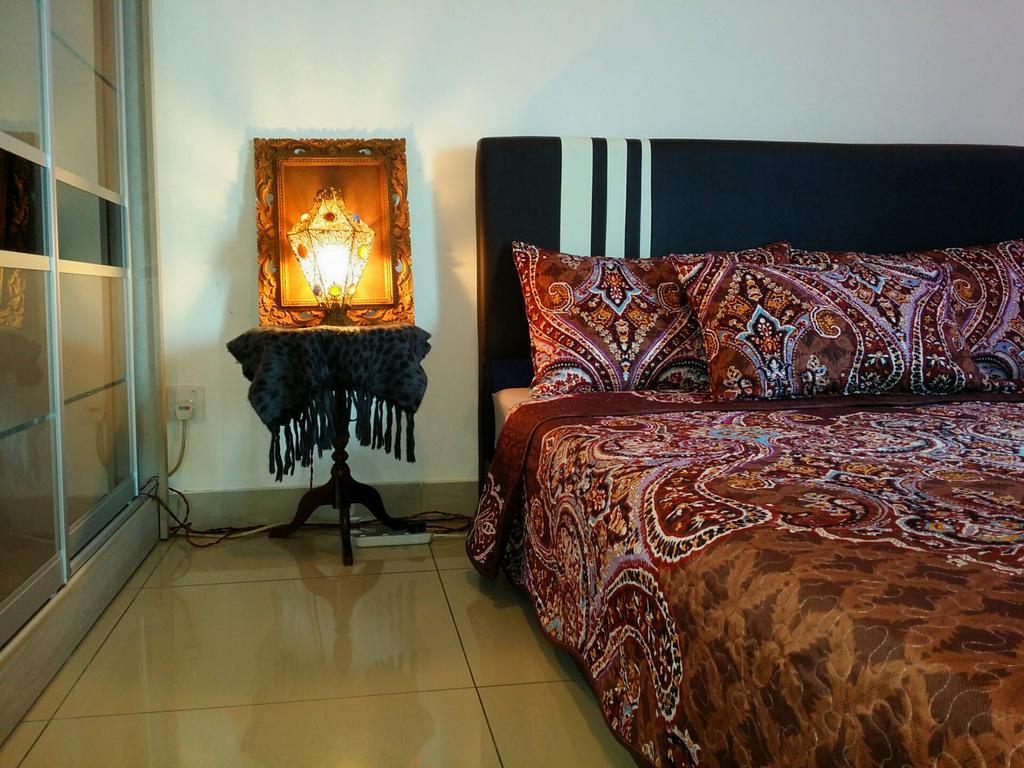 Alami Homestay Trefoil กัวลาเซอลาโงร์ ภายนอก รูปภาพ