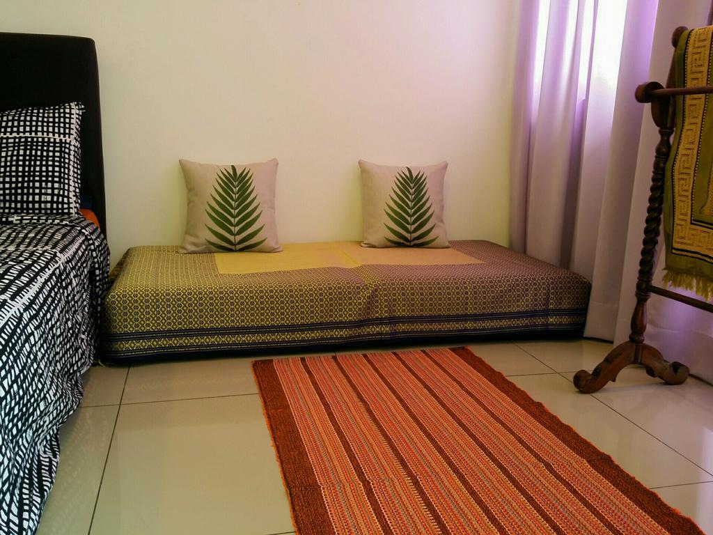 Alami Homestay Trefoil กัวลาเซอลาโงร์ ภายนอก รูปภาพ