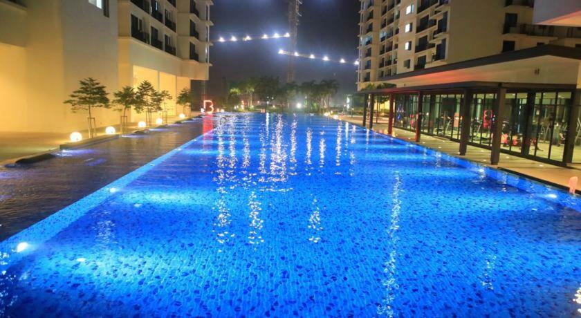 Alami Homestay Trefoil กัวลาเซอลาโงร์ ภายนอก รูปภาพ